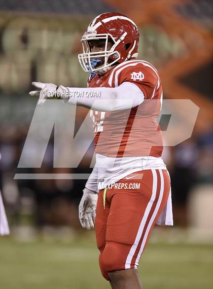 Thumbnail 1 in Servite vs. Mater Dei photogallery.