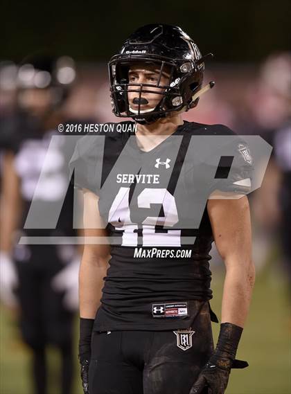 Thumbnail 2 in Servite vs. Mater Dei photogallery.