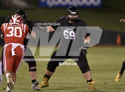 Thumbnail 3 in Servite vs. Mater Dei photogallery.