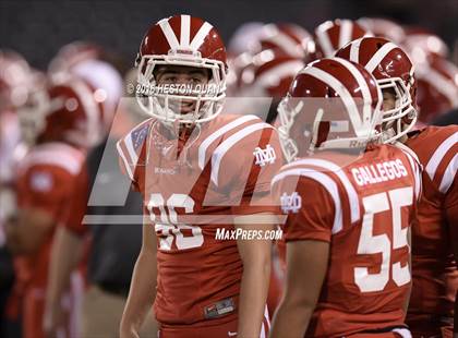 Thumbnail 3 in Servite vs. Mater Dei photogallery.