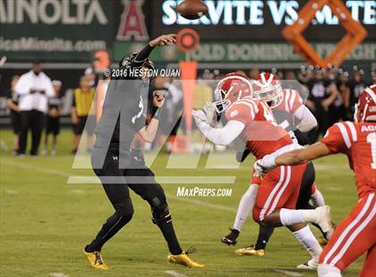 Thumbnail 1 in Servite vs. Mater Dei photogallery.