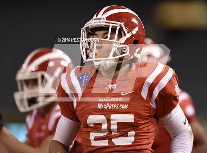 Thumbnail 1 in Servite vs. Mater Dei photogallery.