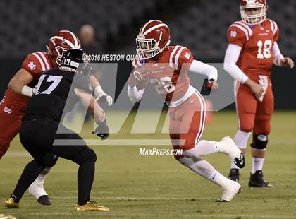 Thumbnail 2 in Servite vs. Mater Dei photogallery.
