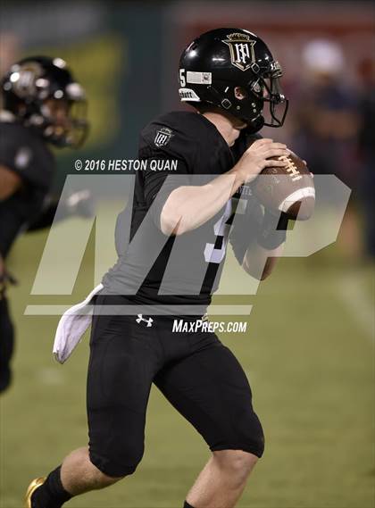 Thumbnail 1 in Servite vs. Mater Dei photogallery.