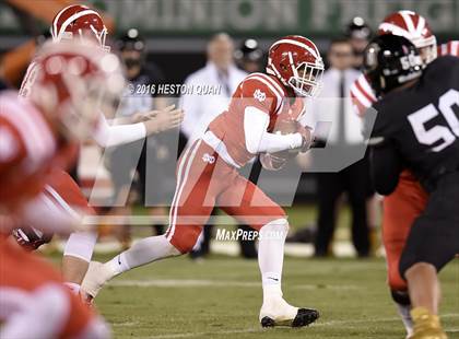 Thumbnail 2 in Servite vs. Mater Dei photogallery.
