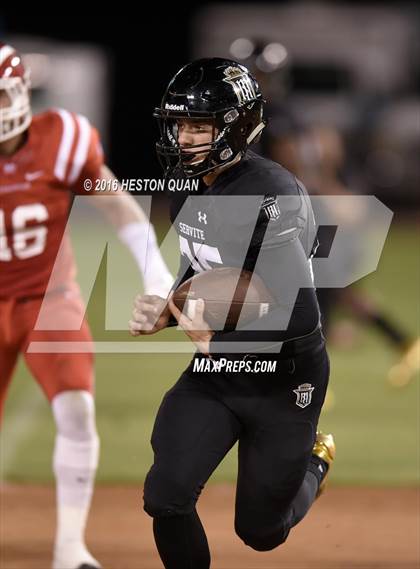 Thumbnail 1 in Servite vs. Mater Dei photogallery.