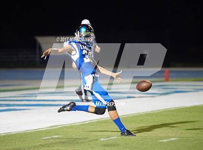 Thumbnail 2 in Central vs. IMG Academy photogallery.