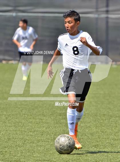 Thumbnail 3 in St. Michael's vs. Monte Del Sol Charter photogallery.