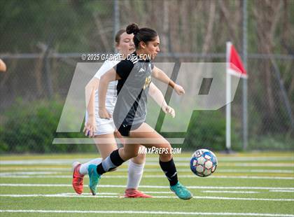 Thumbnail 1 in Pieper vs. Edcouch-Elsa (UIL Region IV 5A D2 Regional Semifinals Soccer) photogallery.