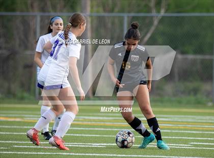 Thumbnail 3 in Pieper vs. Edcouch-Elsa (UIL Region IV 5A D2 Regional Semifinals Soccer) photogallery.