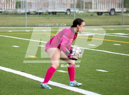 Thumbnail 1 in Pieper vs. Edcouch-Elsa (UIL Region IV 5A D2 Regional Semifinals Soccer) photogallery.