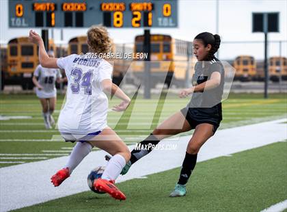 Thumbnail 3 in Pieper vs. Edcouch-Elsa (UIL Region IV 5A D2 Regional Semifinals Soccer) photogallery.