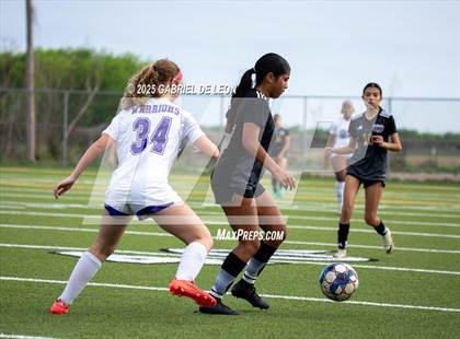 Thumbnail 2 in Pieper vs. Edcouch-Elsa (UIL Region IV 5A D2 Regional Semifinals Soccer) photogallery.