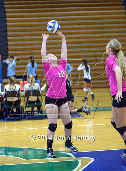 Thumbnail 1 in Faith Lutheran vs. Cathedral Catholic (Durango Fall Classic) photogallery.