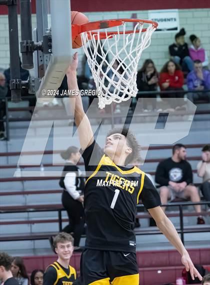 Thumbnail 2 in North Allegheny @ New Castle photogallery.