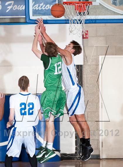 Thumbnail 3 in St. Mary's vs Rancho Bernardo (Torrey Pines Holiday Classic) photogallery.