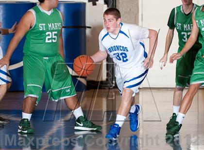 Thumbnail 2 in St. Mary's vs Rancho Bernardo (Torrey Pines Holiday Classic) photogallery.