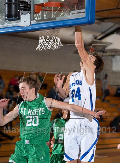 Thumbnail 3 in St. Mary's vs Rancho Bernardo (Torrey Pines Holiday Classic) photogallery.