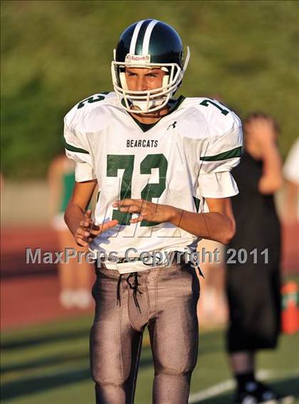 Thumbnail 2 in San Dimas vs. Bonita photogallery.