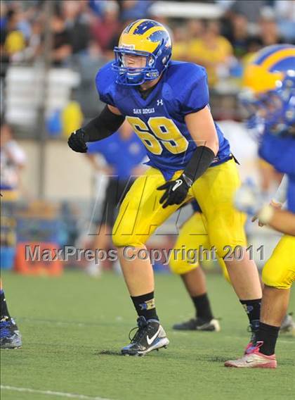 Thumbnail 2 in San Dimas vs. Bonita photogallery.