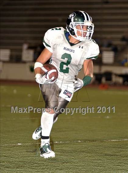 Thumbnail 2 in San Dimas vs. Bonita photogallery.