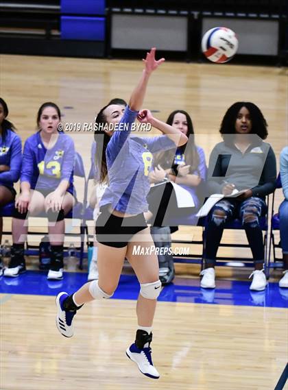 Thumbnail 3 in Hylton @ Osbourn Park photogallery.