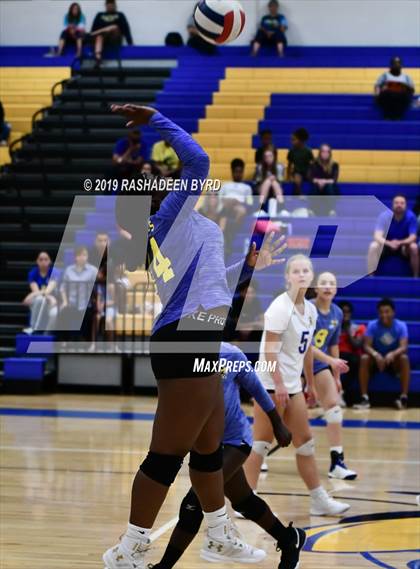 Thumbnail 1 in Hylton @ Osbourn Park photogallery.