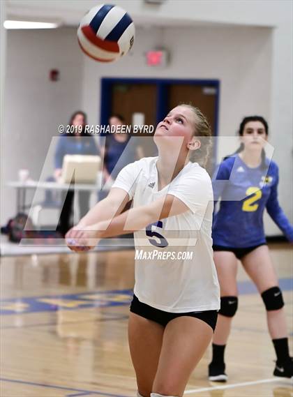 Thumbnail 2 in Hylton @ Osbourn Park photogallery.