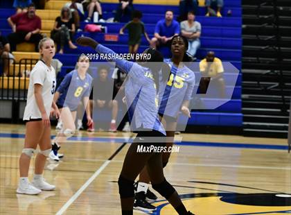 Thumbnail 2 in Hylton @ Osbourn Park photogallery.