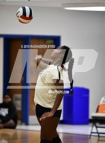 Thumbnail 2 in Hylton @ Osbourn Park photogallery.