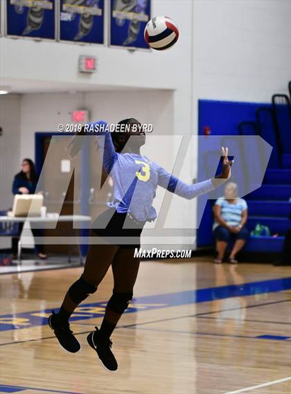 Thumbnail 2 in Hylton @ Osbourn Park photogallery.
