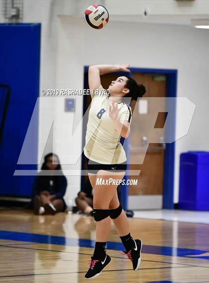 Thumbnail 3 in Hylton @ Osbourn Park photogallery.