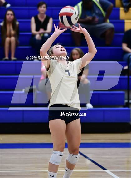 Thumbnail 3 in Hylton @ Osbourn Park photogallery.