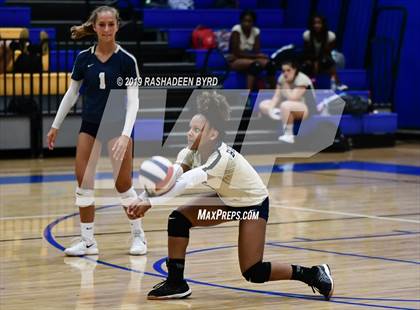 Thumbnail 1 in Hylton @ Osbourn Park photogallery.