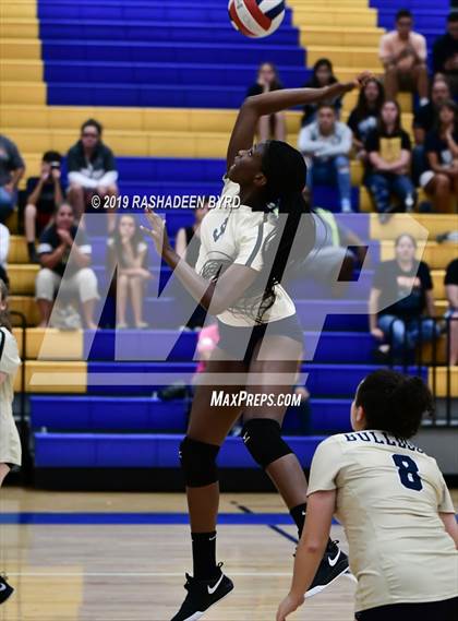 Thumbnail 2 in Hylton @ Osbourn Park photogallery.
