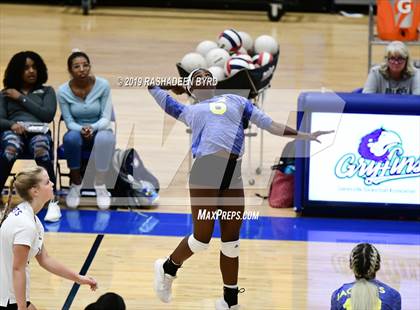 Thumbnail 1 in Hylton @ Osbourn Park photogallery.