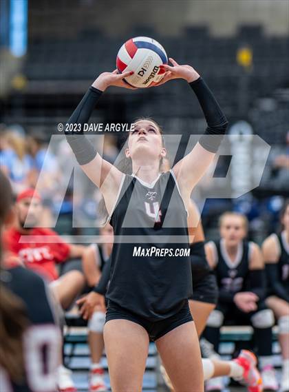 Thumbnail 1 in Davis vs. Park City (Utah Valley Invitational) photogallery.