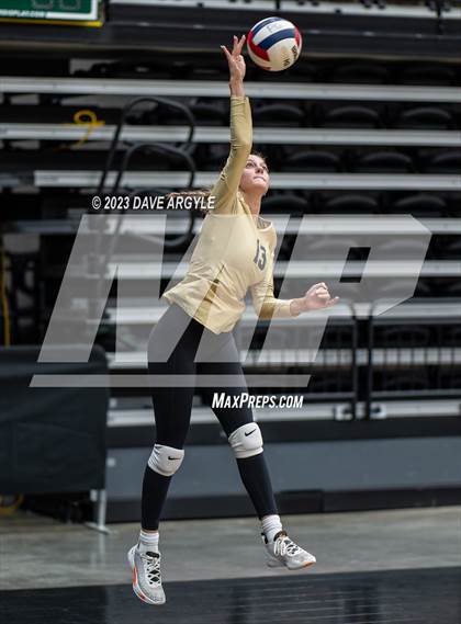 Thumbnail 2 in Davis vs. Park City (Utah Valley Invitational) photogallery.