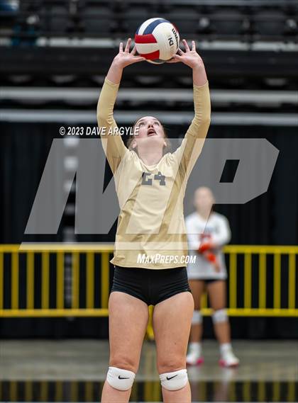 Thumbnail 1 in Davis vs. Park City (Utah Valley Invitational) photogallery.