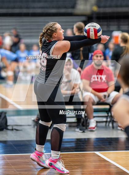 Thumbnail 1 in Davis vs. Park City (Utah Valley Invitational) photogallery.