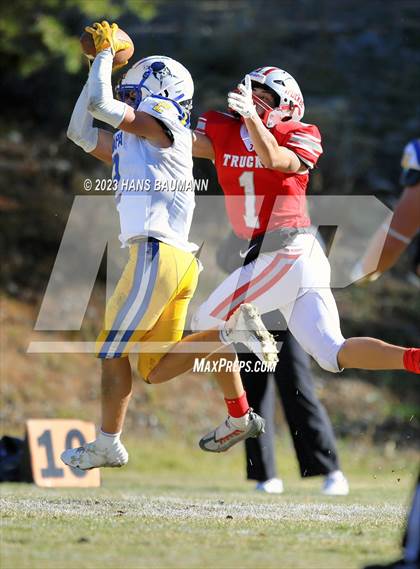 Thumbnail 2 in Moapa Valley @ Truckee (NIAA Class 3A Semifinal)  photogallery.