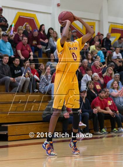 Thumbnail 2 in El Monte @ Esperanza (CIF SS 3AA Round 1 Playoff) photogallery.