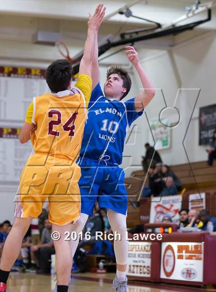 Thumbnail 1 in El Monte @ Esperanza (CIF SS 3AA Round 1 Playoff) photogallery.