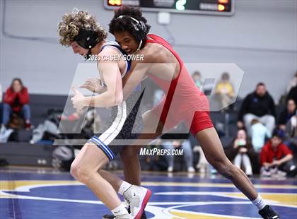 Thumbnail 3 in Goodpasture Invitational photogallery.