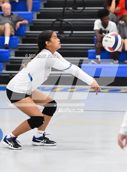 Thumbnail 1 in Rancho Solano Prep vs. Camelback (PCDS Desert Classic) photogallery.