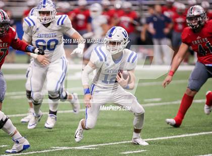 Thumbnail 1 in Veterans Memorial vs Veterans Memorial (UIL 5A Region Playoff) photogallery.