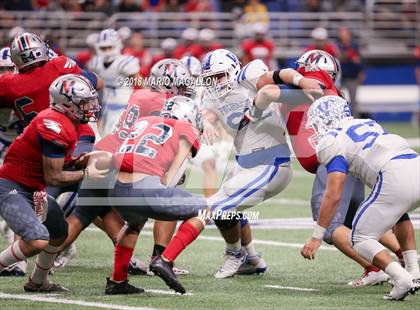 Thumbnail 1 in Veterans Memorial vs Veterans Memorial (UIL 5A Region Playoff) photogallery.