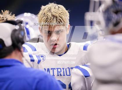 Thumbnail 1 in Veterans Memorial vs Veterans Memorial (UIL 5A Region Playoff) photogallery.