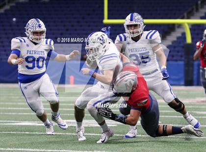 Thumbnail 3 in Veterans Memorial vs Veterans Memorial (UIL 5A Region Playoff) photogallery.