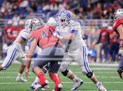 Thumbnail 3 in Veterans Memorial vs Veterans Memorial (UIL 5A Region Playoff) photogallery.